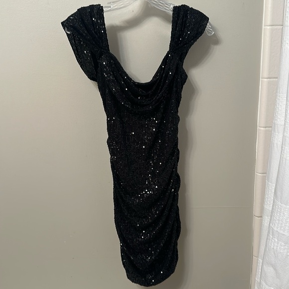 Hello Molly FREQUENT THE CLUB DRESS Black sparkly dress - Picture 5 of 6